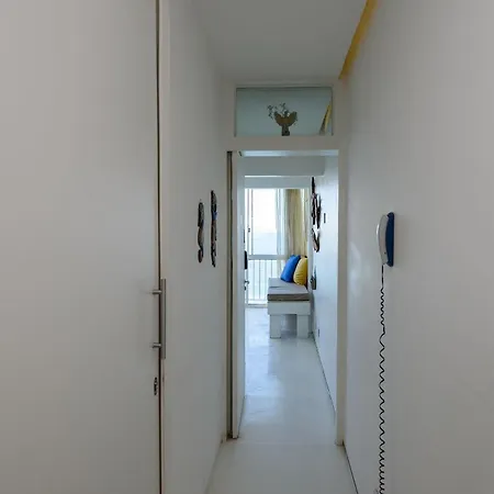 Apartamento Com Vista Mar No Vidigal | V 90/102-2